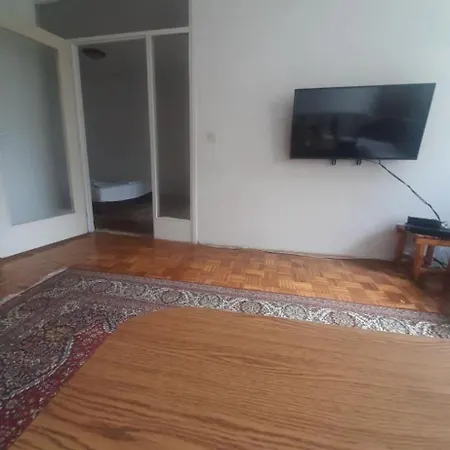 Apartment Haluge